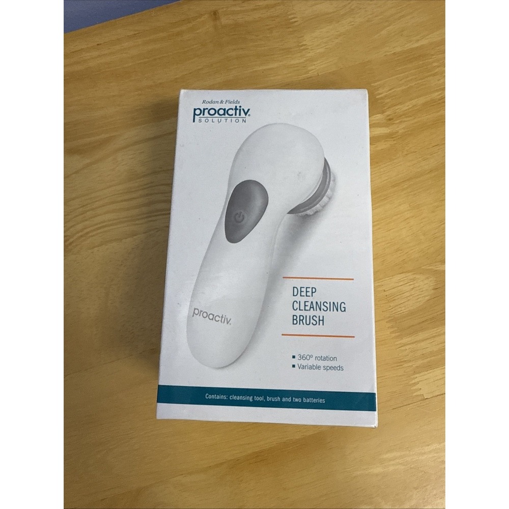 Proactiv Deep Cleansing Brush 360 Degree Facial Exfoliating Tool - New in box